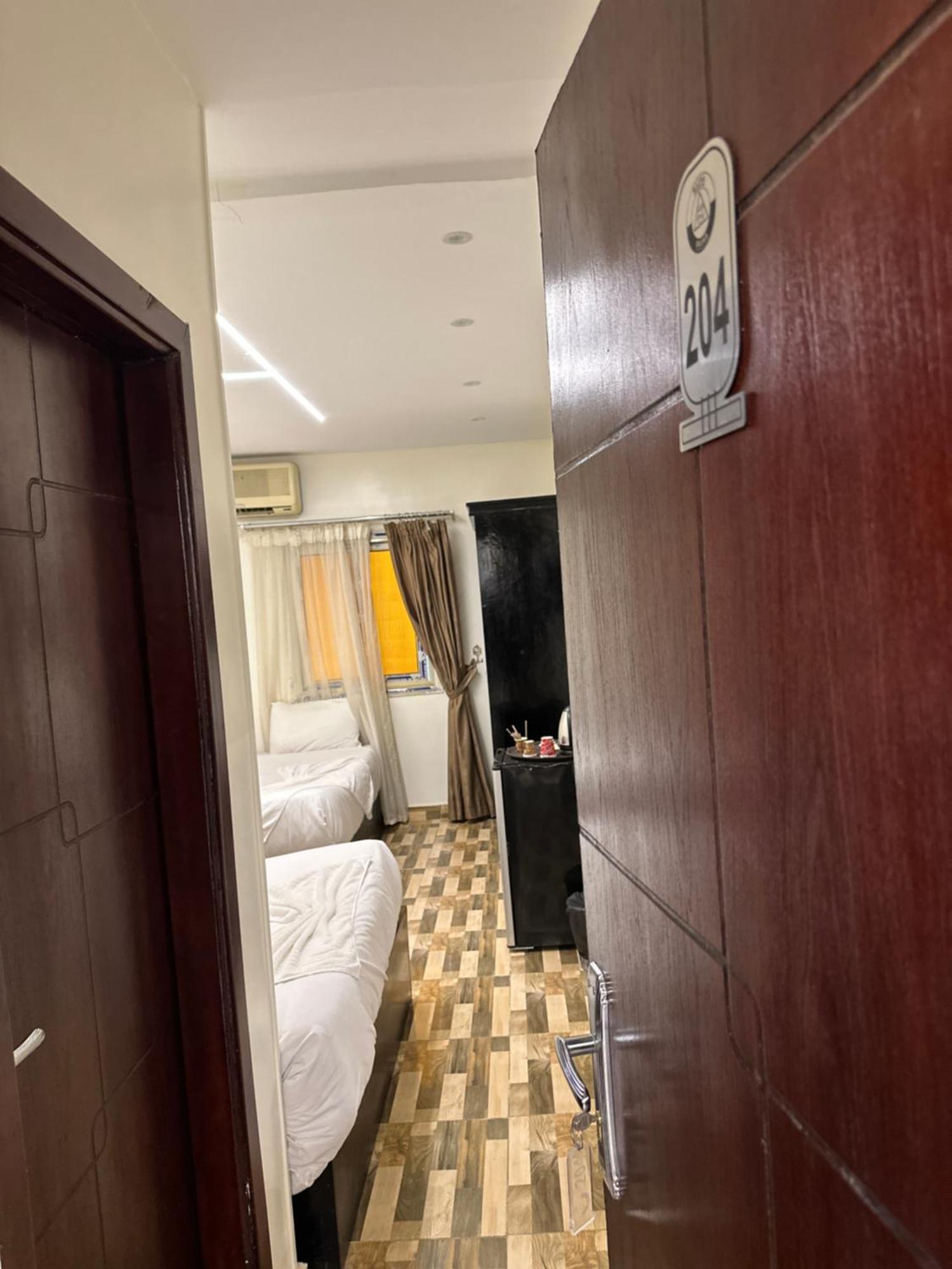 Basha Pyramids Inn Kafret el-Gabal Esterno foto